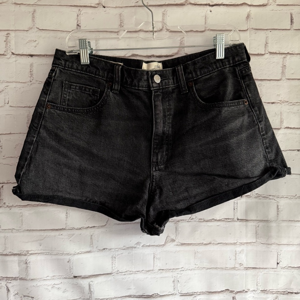 Women's Black‎ Denim 90s Cutoff Shorts - Picture 1 of 6